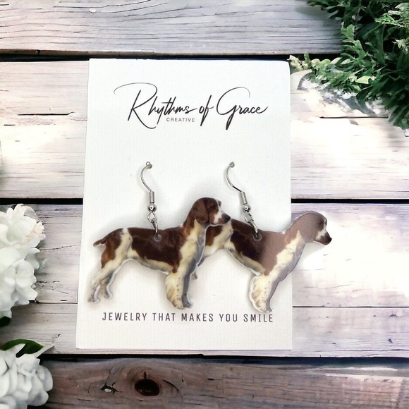 Brittany Dog Earrings - Jewelry for Dog Lovers and Bird Hunting Enthusiasts - Picture 4 of 7